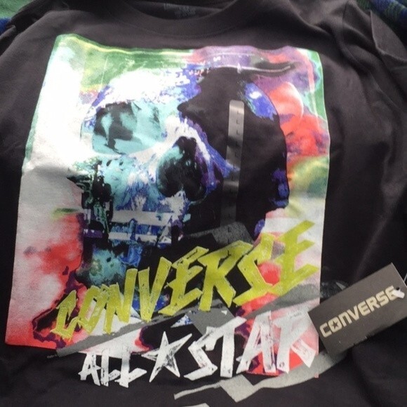 Converse Other - NWT Black with skull print Kids L or Adult S